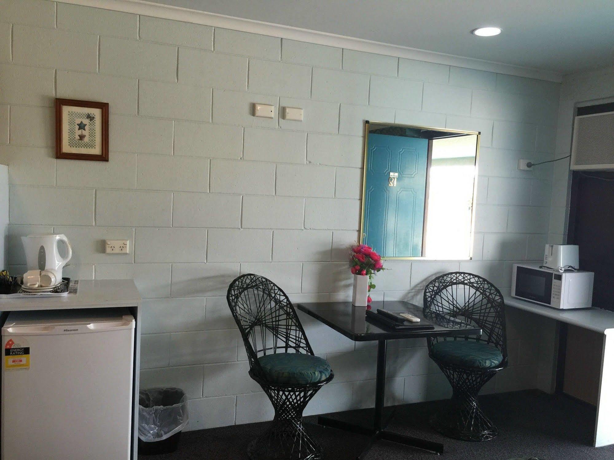 Y Motel